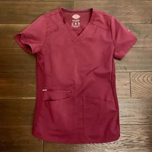 Women’s dickies balance maroon burgundy scrub top